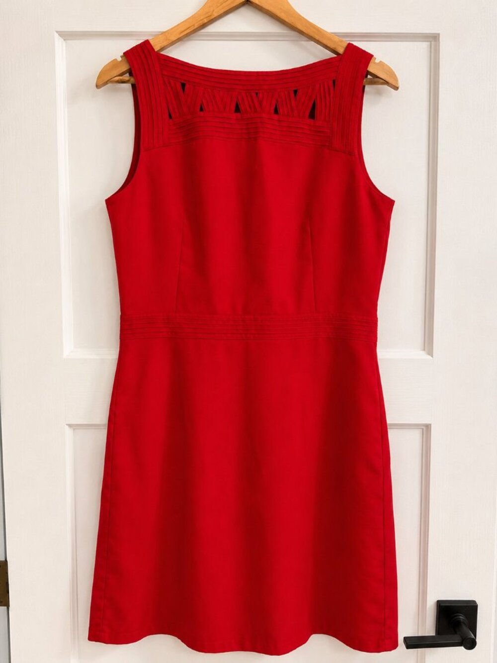 Banana Republic Red Sheath Dress Sz 8 Geometric Pleated Cutout Neckline